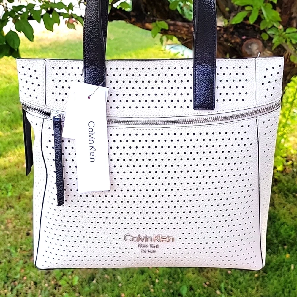 NWT Calvin Klein White Perforated 3-in-1 Convertible Tote Backpack